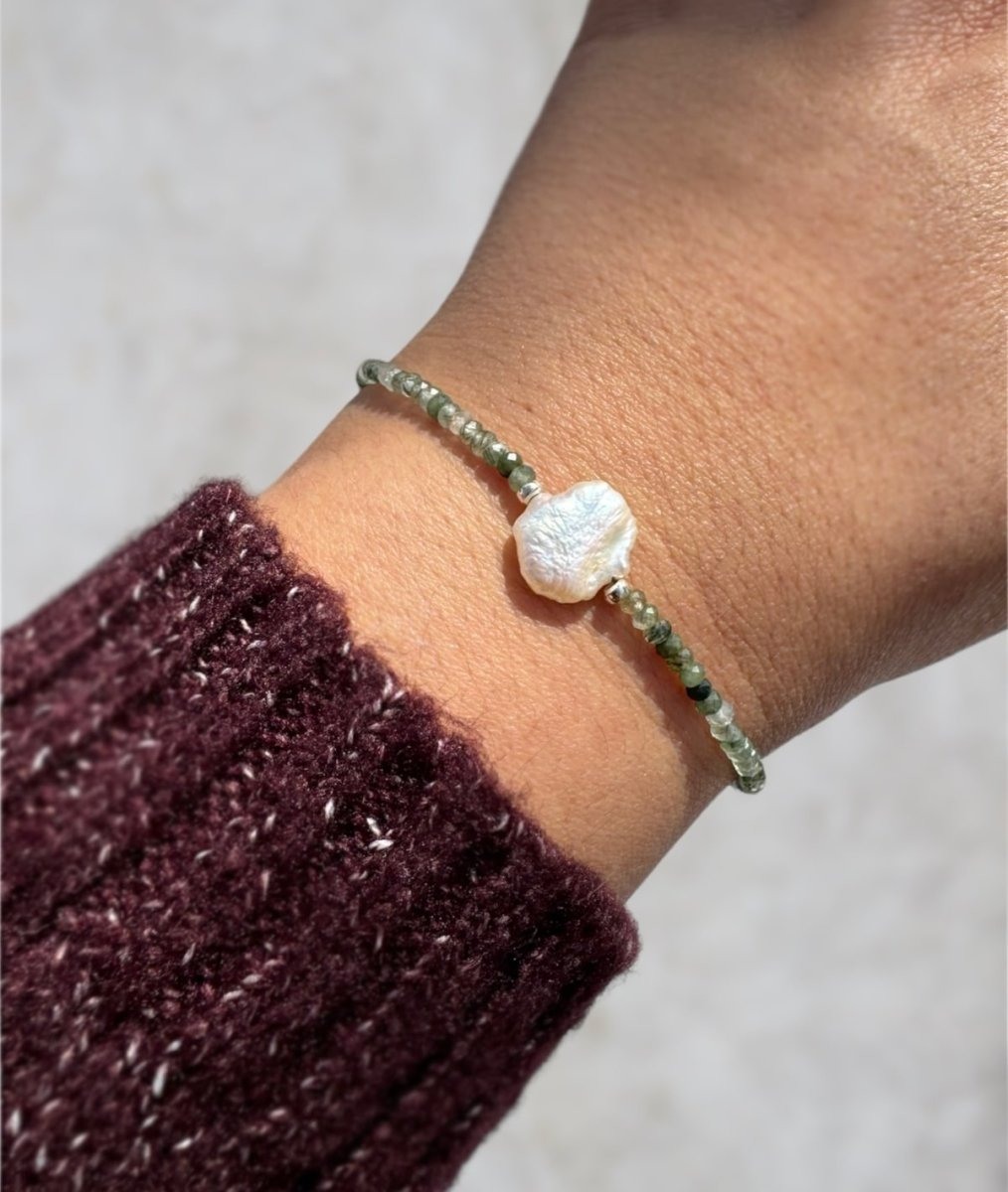 Green Rutilated Quartz & Pearl Bracelet - Design 01