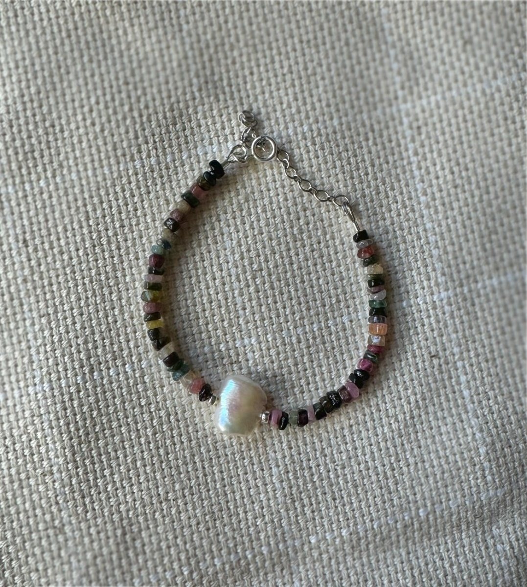 Another view of Pearl & Tourmaline Beaded Bracelet - Design 01